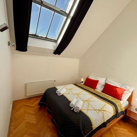 Riverbridge Apartments Prague Exterior photo